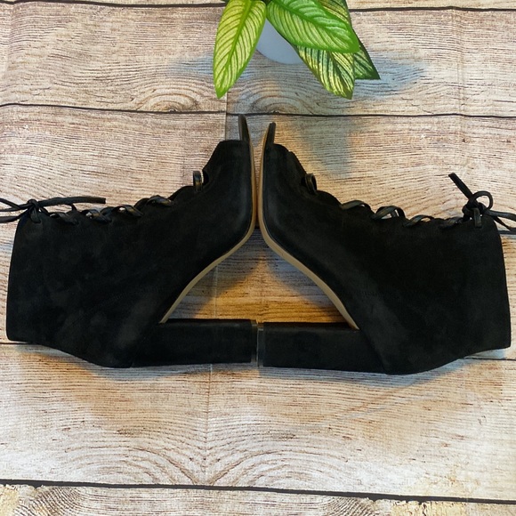 Sam Edelman Lace Up Suede Leather Ankle  Peep toe Yvie Bootie/Shootie - Picture 5 of 10